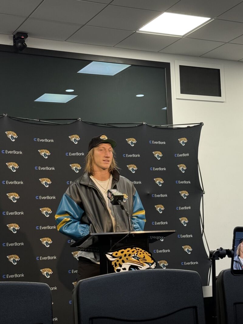 Image for the Tweet beginning: Lawrence says they had a